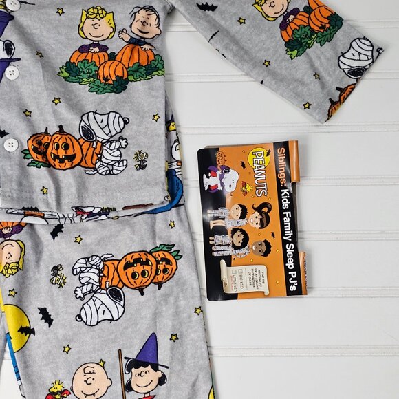 Peanuts Kids Halloween Snoopy & Friends 2 Piece Fleece Pajama Set Size 24 MO NWT - Picture 3 of 10